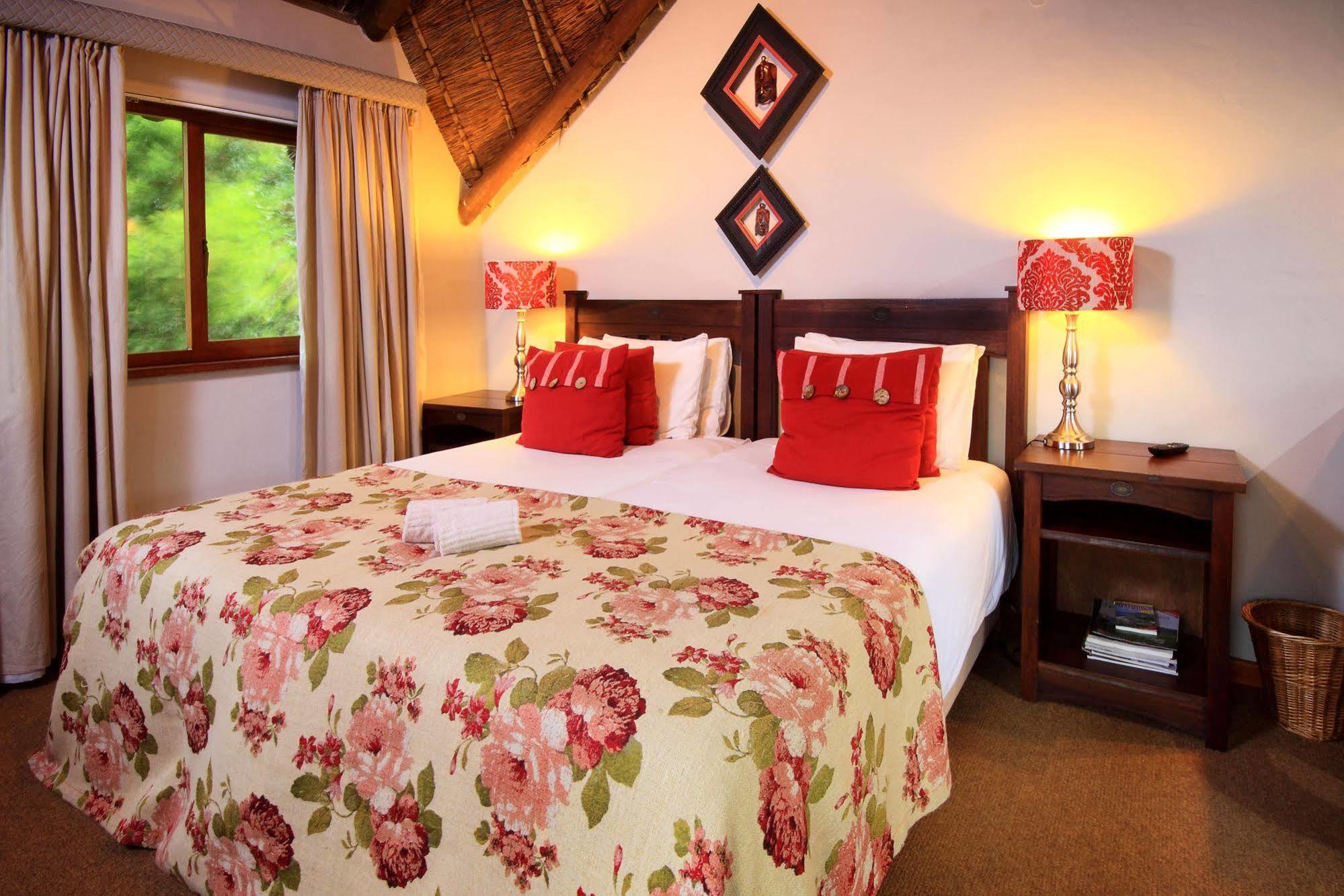 Thatchwood Country Lodge St Francis Bay Exterior foto